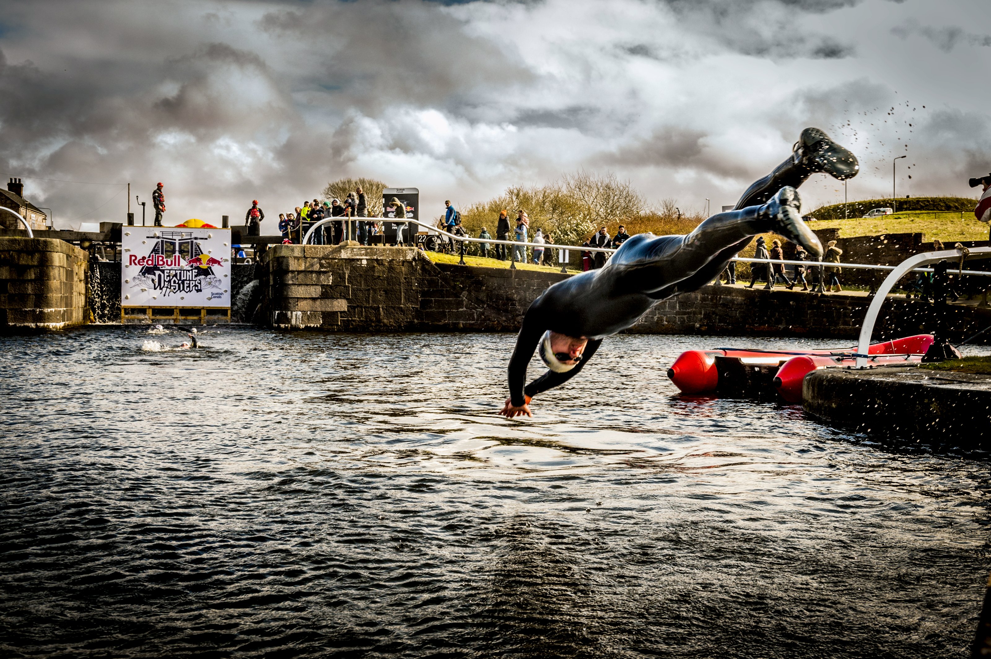 Red Bull Neptune Steps Maryhill Locks. Race preview!