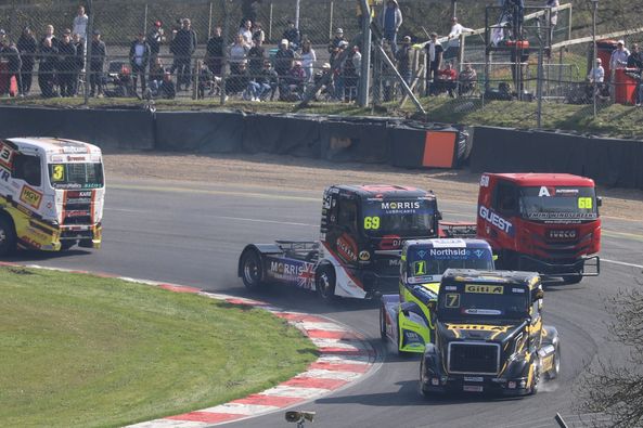 british truck racing at brands hatch